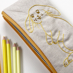 【受注制作】うさぎの刺繍ポーチ 
