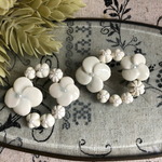 kacomama.s様の専用ページ  小さな繋ぎのブローチ 白花パール入り