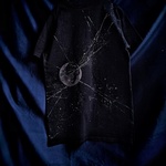 手描き　Total luna eclipse
ロングレングスTシャツ　men's