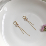 桜と樹脂パール きらきらチェーンイヤリング