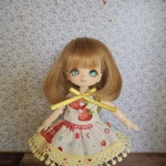 【オビツ11】いちごパッチワークワンピース（黄色）