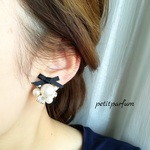再販＊コットンパールとグラグロンリボンのビジューピアス