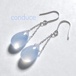 Blue chalcedony. 天然石ブルーカルセドニーピアス