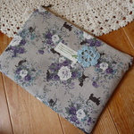 ＜meisan-ichigo様専用＞ぺたんこファスナーポーチ（ＹＵＷＡ花柄とねこ）