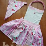 子供用 エプロン(ポケット付き)&三角巾 セット (ストライプ 苺柄)  