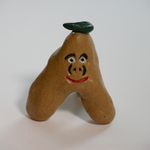 木の粉ねんどのOKIMON 【ガジュマルのがじゅまつ 3本足】