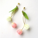 チューリップのピアス（ピンク×白）