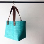 ※ご予約品しっとり繊細な編みのプラカゴ ターコイズブルー ※