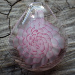 pinonyaca  (236) お花　フューム　ガラスペンダント