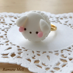 【B品1点もの】 しろいぬさんマカロンリング