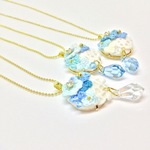 刺繍糸の花＊スカイブルーネックレス