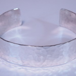 シンプルSilver バングル１５【槌目】