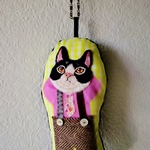 川瀬さま専用ページ　猫刺繍　バックチャーム