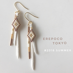 スウェードタッセルピアス・イヤリング／ホワイト×ブロンズ