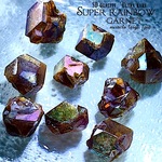 ■完璧な結晶!!■【幻の遊色✧】激稀少スーパーレインボーガーネット・SDクオリティ✧【■採掘禁止石■ 遊色を持つ幻のガーネット！】縦約7〜10mm【１石】セット【奈良県吉野郡/天川村産✧】