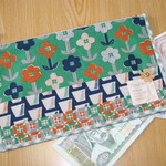 ▼SALE▼ペタンコ通帳ケース☆庭のお花