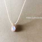 ホワイトラブラドライト macramé necklace