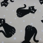 ３４２．ryoyumam様オーダー分　可愛い黒猫ちゃんのころぽてバッグ　生成り