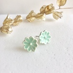 Four Leaf Clover ミントグリーン : 陶器 : ピアス/イヤリング