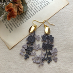 レース×雫チャームのピアス イヤリング