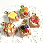 フェイクスイーツ*フルーツデニッシュ*ジッパーチャーム*スイーツデコ