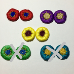 刺繍の丸いお花の耳飾り