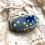 薔薇 刺繍小物入れ（ピルケース）