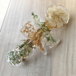  鉱石風 お花のバレッタ white