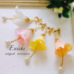 花時計のイヤリングorピアス