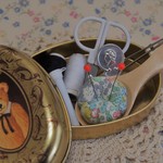 リバティ　小さなピンクッション　針山　[ミッシェル]