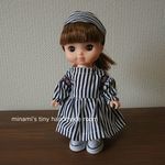 再販８♡　ソランちゃん服　メルちゃん服　レミンちゃん服　ストライプのワンピースとヘアバンドセット　パフスリーブ風　ワンピース　ソランちゃん　メルちゃん　レミンちゃん　ネイビー