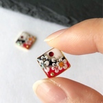 再販▷ミニ 和【赤×黒×白】梅 スクエア ピアス /イヤリング