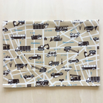 【再販】ランチョンマット大きめ   働く車MAP＊カフェオレ