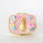 vintage♡ピルケース(うさぎ)