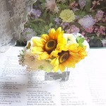 ＊*kazariya*＊向日葵の恋。・。・｡｡＊*ダブル向日葵のナチュラルなお花バレッタ。。・。🌻