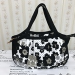 <maruokunn713様専用＞ミニグラニーバックファスナー付　北欧花