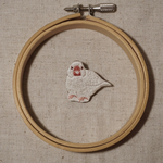 文鳥の刺繍ブローチ