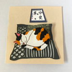 三毛猫ブローチ（ねる）