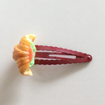 クロワッサンサンドぱっちんどめ