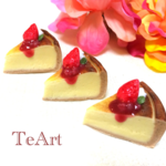苺ソースのチーズケーキマグネット☆