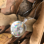 可愛い 天然石 虹入り 水晶 丸玉 ネックレス