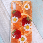 いちごとピングレのスマホケース