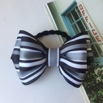 モノトーンのランダムボーダー立体リボンゴム