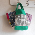 ♪小さめマルシェbag♪北欧風　パッチ クマ　グリーン