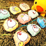 もちにわとりのミニクッションストラップ