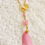 コンクシェル 薔薇モチーフのラリエット