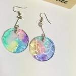 虹色の揺れる水面のピアス♡