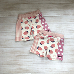 yumi様オーダー品【100/110】イチゴ柄ョートパンツ