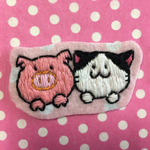 ぶたとねこのワッペン