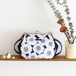 がま口ショルダーバッグ：デイジーフラワー《北欧柄》